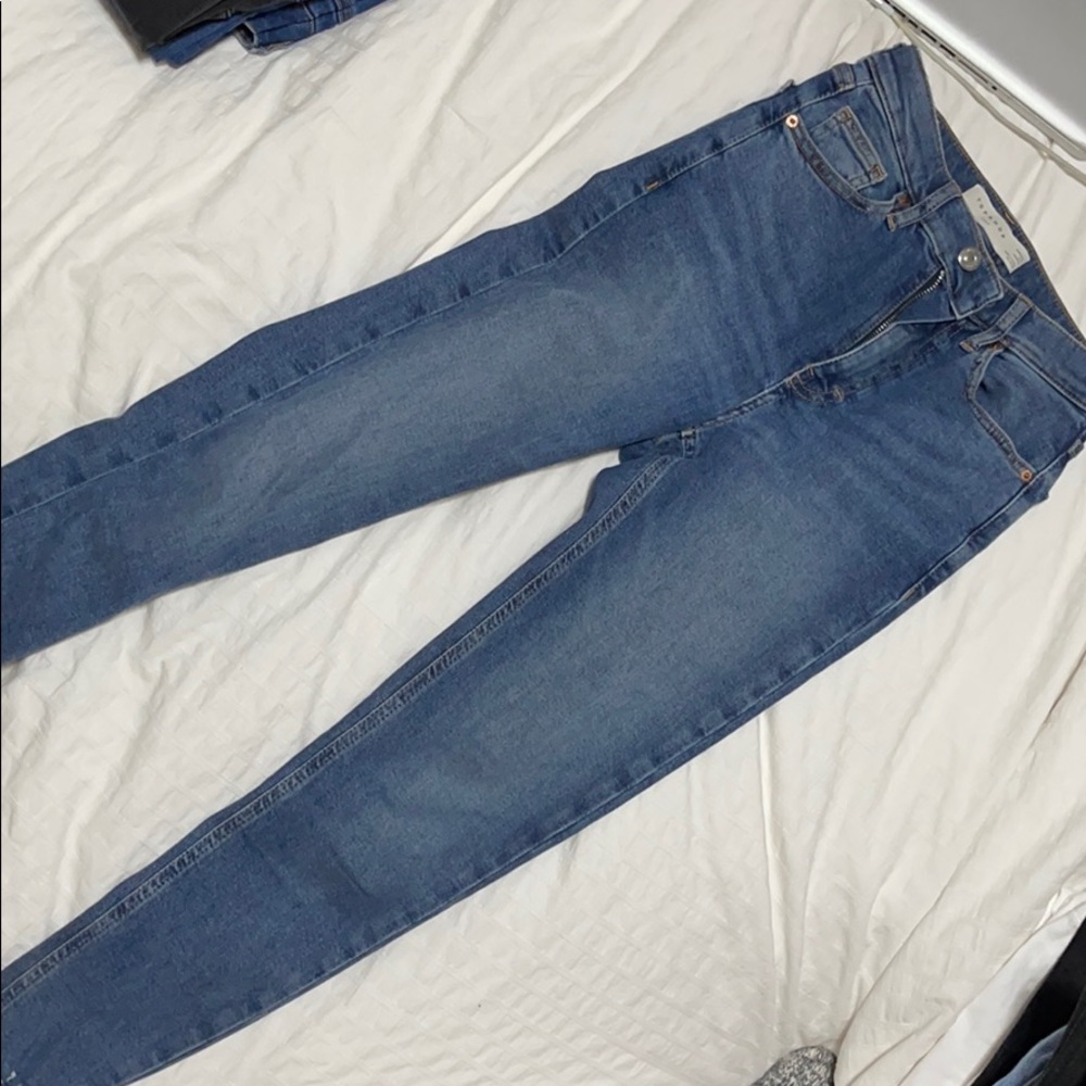skinny jeans